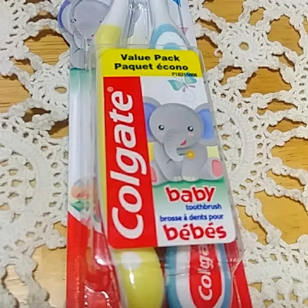 Extra Soft Colgate BabyToothbrushes bundle, Two 2ct packages